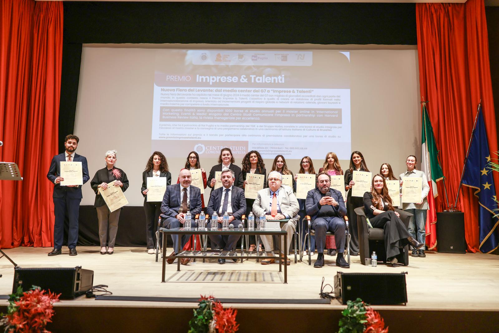 laureata-unime-riceve-due-premi-dalla-fondazione-italia-usa-e-dal