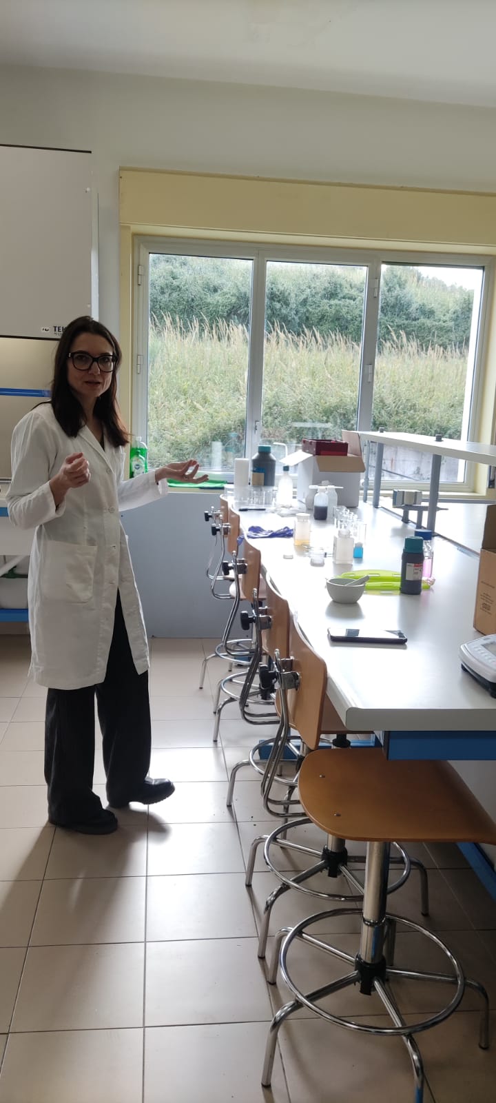 G. Galilei di Spadafora giorno 5 Febbraio.  Seminario: Frontiere della Chimica Moderna, sfide ed opportunità per il futuro  Laboratorio: Lab-to-Life: Il percorso della Chimica dal laboratorio al mondo reale.