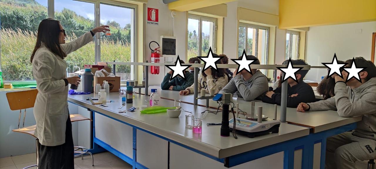 G. Galilei di Spadafora giorno 5 Febbraio.  Seminario: Frontiere della Chimica Moderna, sfide ed opportunità per il futuro  Laboratorio: Lab-to-Life: Il percorso della Chimica dal laboratorio al mondo reale.