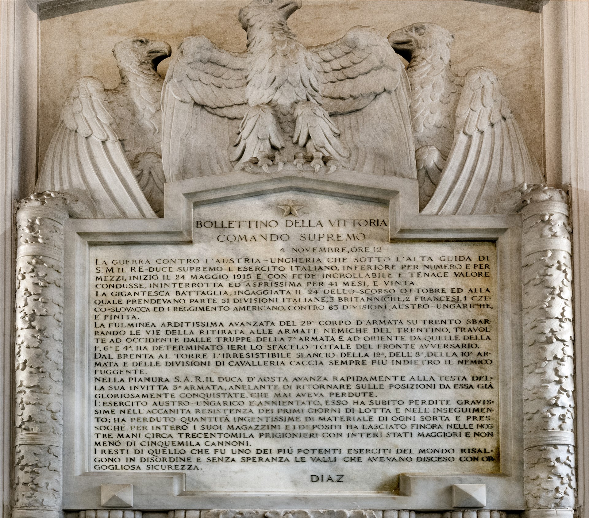 Ingresso della Sede Centrale - Bollettino Vittoria 4 novembre 1918