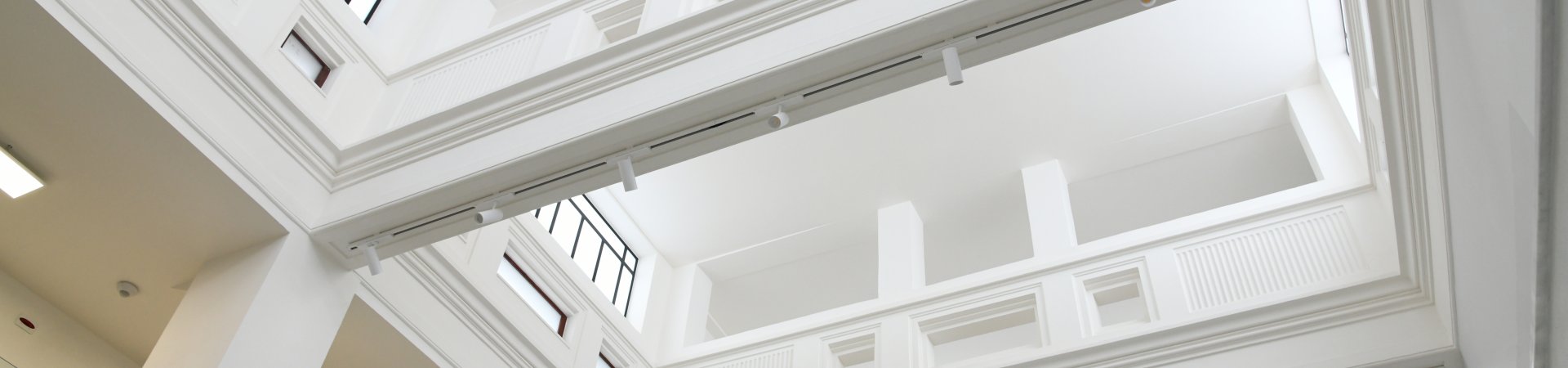 Interno edificio Infopoint