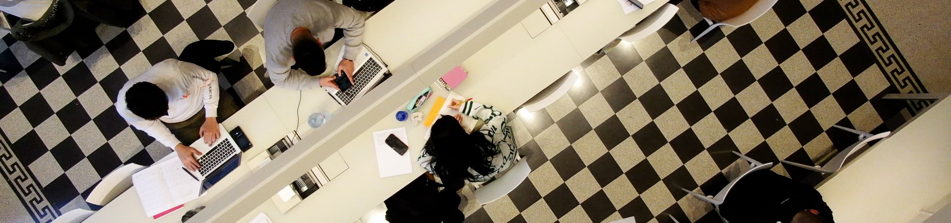biblioteca master