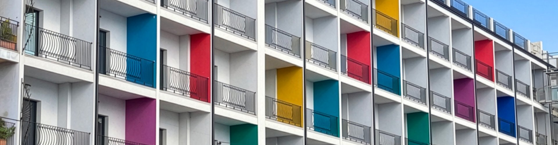 Hotel Riviera Banner