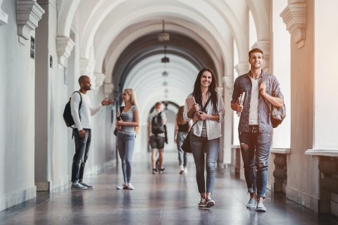 Studenti in corridoio