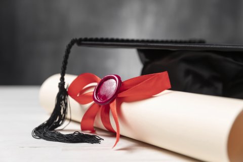 DIPLOMA